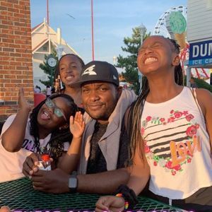 Meet your Posher, Marquis